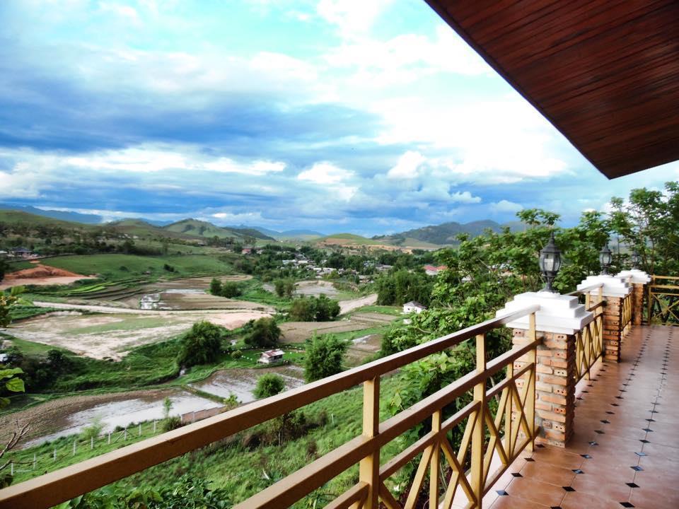 Vansana Plain Of Jars Hotel Muang Phônsavan Dış mekan fotoğraf