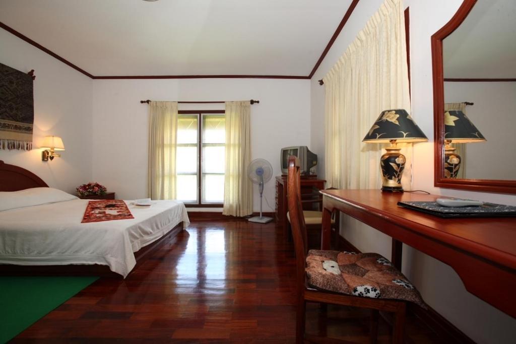 Vansana Plain Of Jars Hotel Muang Phônsavan Dış mekan fotoğraf