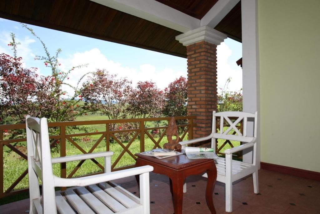 Vansana Plain Of Jars Hotel Muang Phônsavan Dış mekan fotoğraf