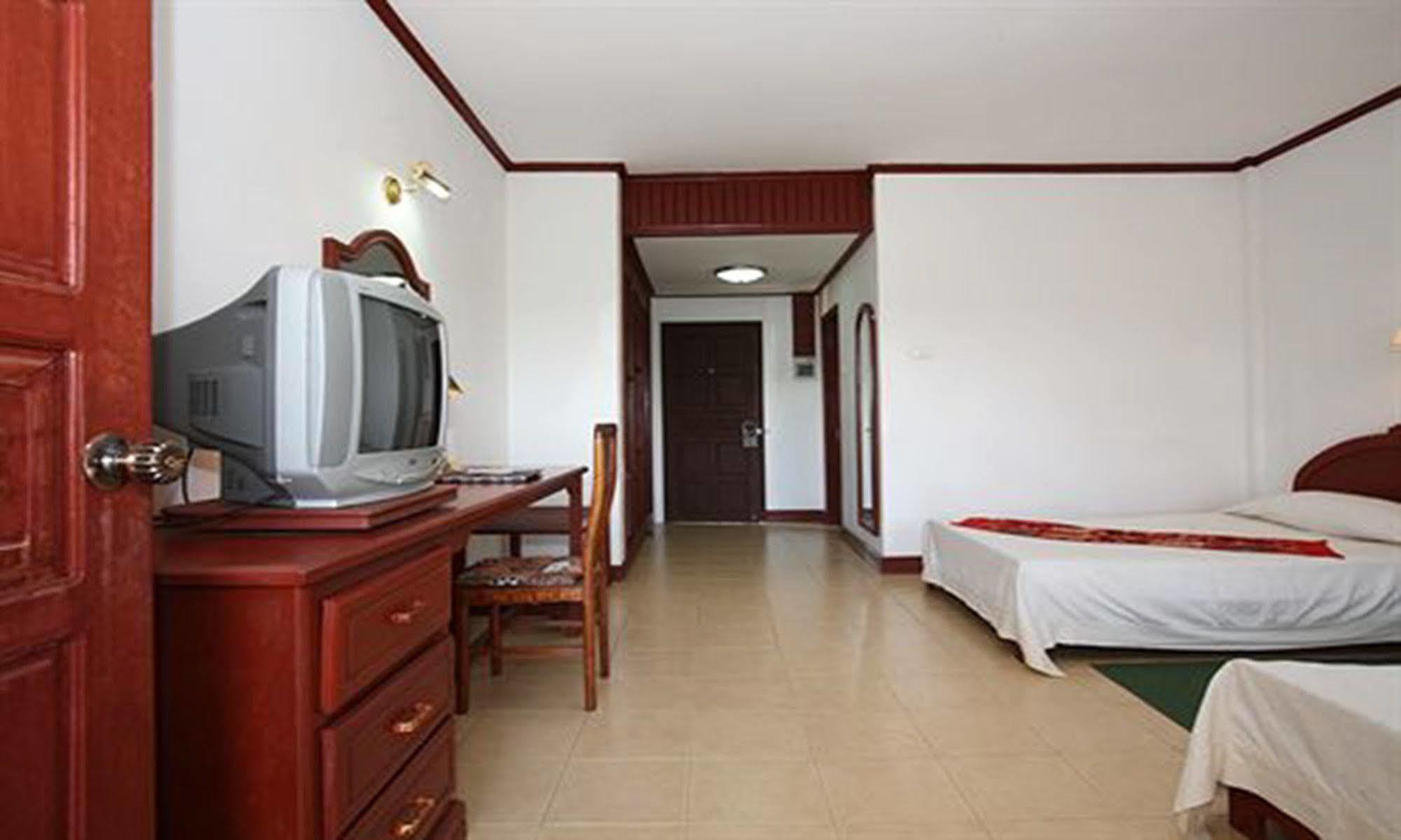 Vansana Plain Of Jars Hotel Muang Phônsavan Dış mekan fotoğraf
