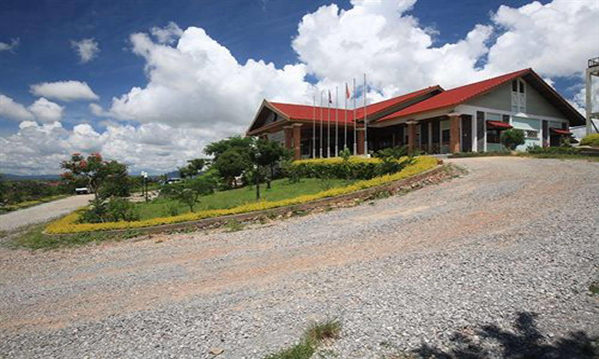 Vansana Plain Of Jars Hotel Muang Phônsavan Dış mekan fotoğraf