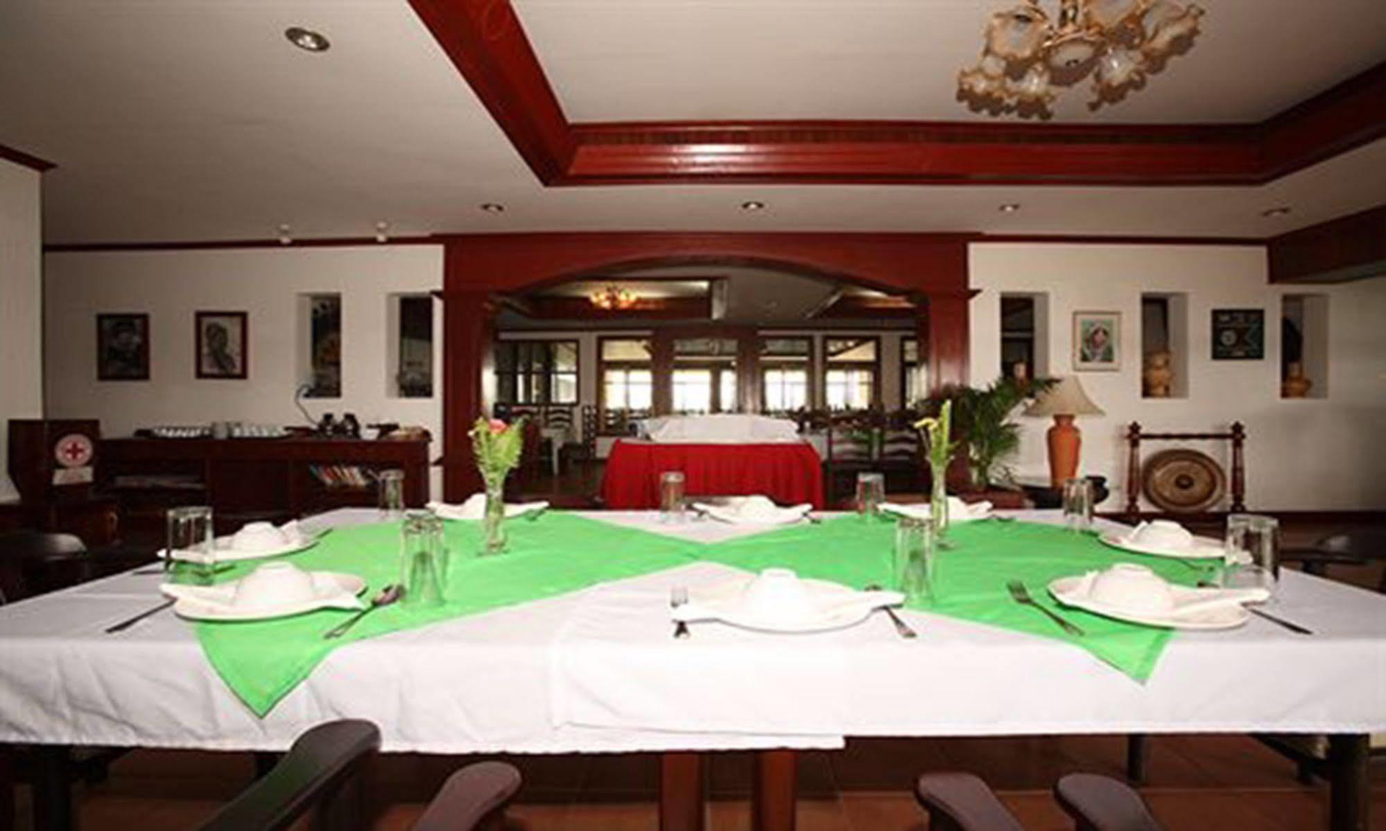 Vansana Plain Of Jars Hotel Muang Phônsavan Dış mekan fotoğraf